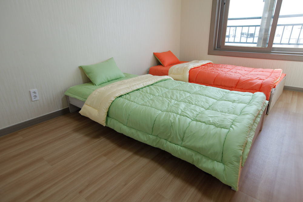 Sb House Hotel Сувон Екстериор снимка