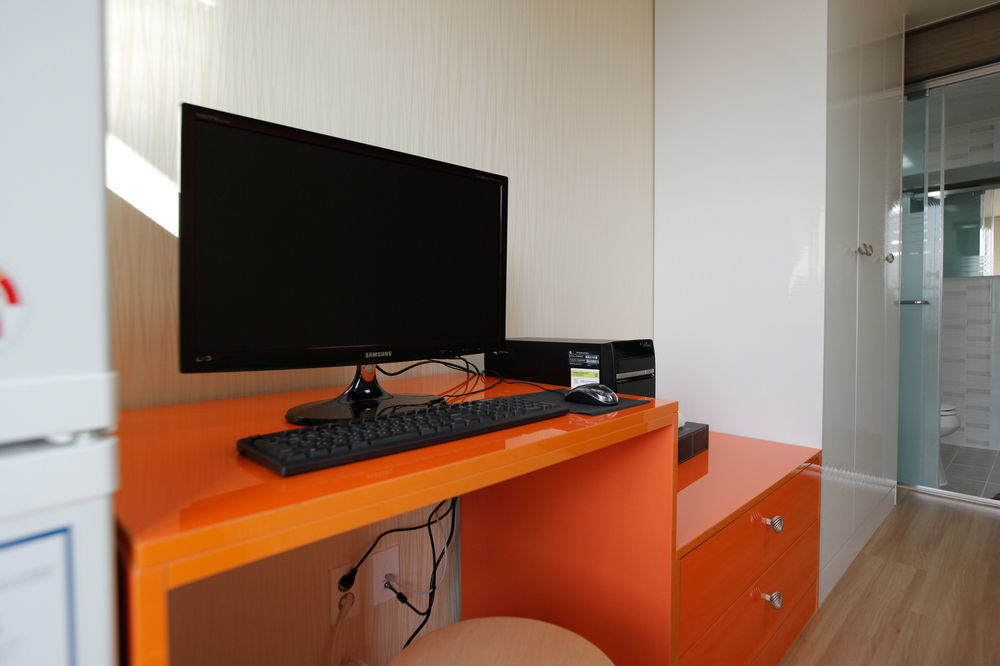 Sb House Hotel Сувон Екстериор снимка